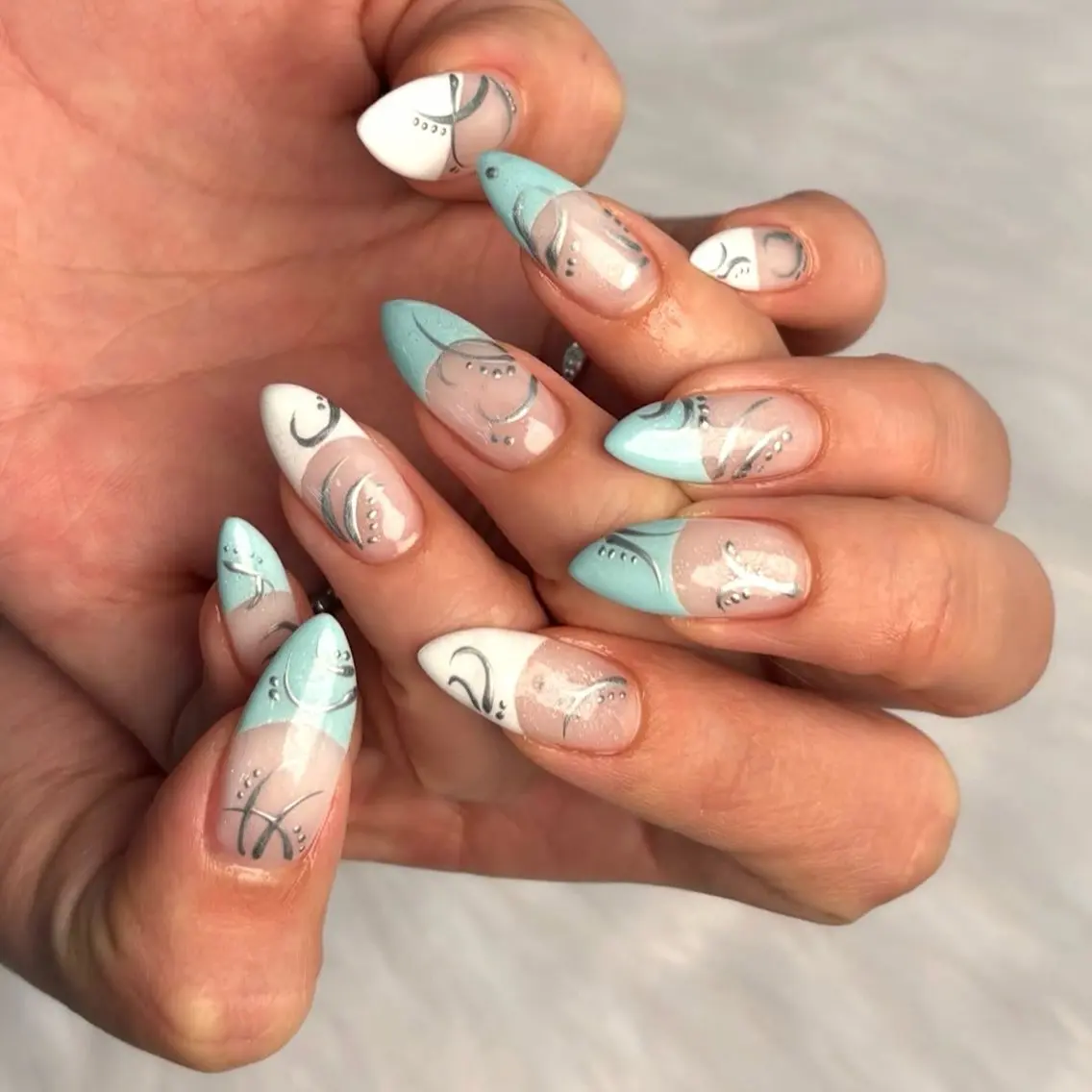 ネイル ハンドネイル LANA NAILのネイルデザイン