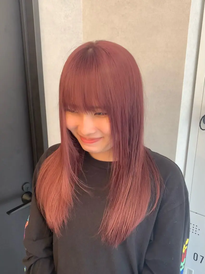 ロング カラー ブリーチ ブラウンカラー ピンクカラー 臼井 真人のヘアスタイル