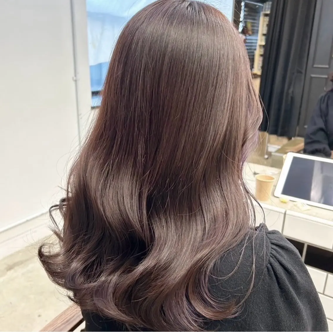 カラー ヘアカラー トリートメント ブリーチカラー×艶 🍨mihoのヘアスタイル