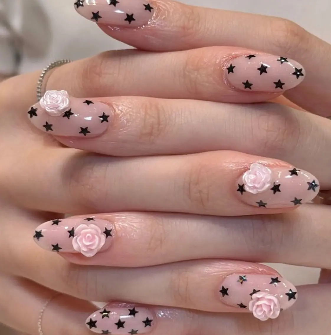 ネイル アートネイル フレンチネイル ジェルネイル キラキラネイル ニュアンスネイル ハンドネイル Ryu Nail NekoChanのネイルデザイン