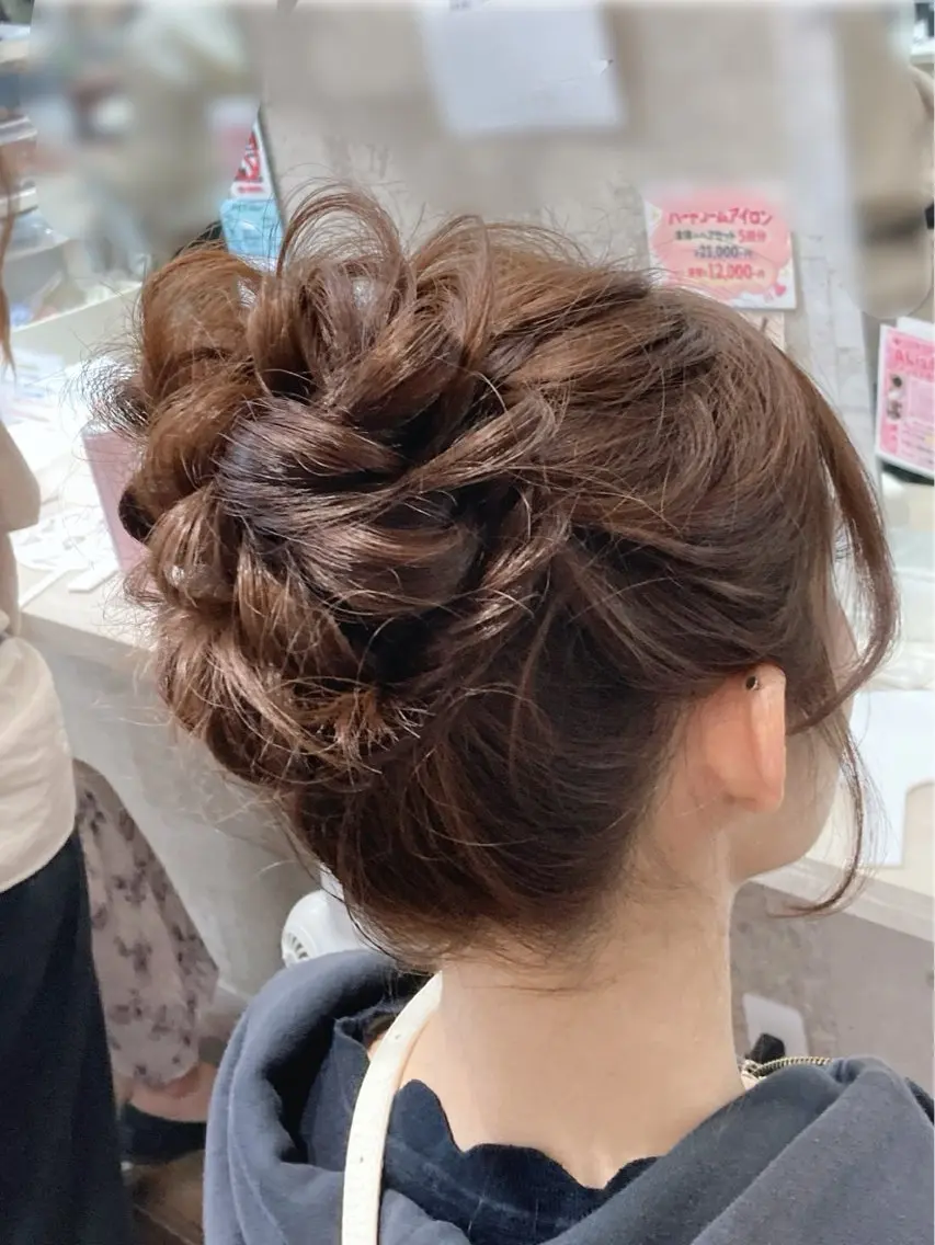 ミディアム ヘアセット 結婚式ヘアセット 土日祝・早朝OKのヘアスタイル