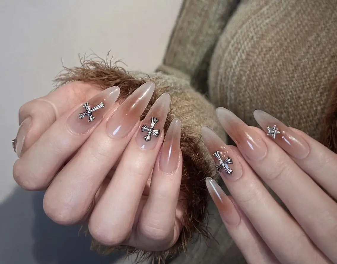 ネイル ハンドネイル ハンドケア 🍑 momo_nailのネイルデザイン