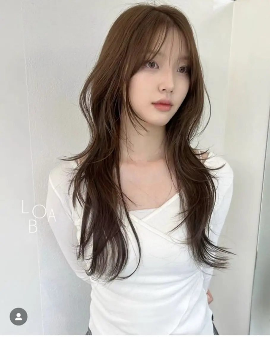 ロング Airi 韓国y2k ハイレイヤーのヘアスタイル