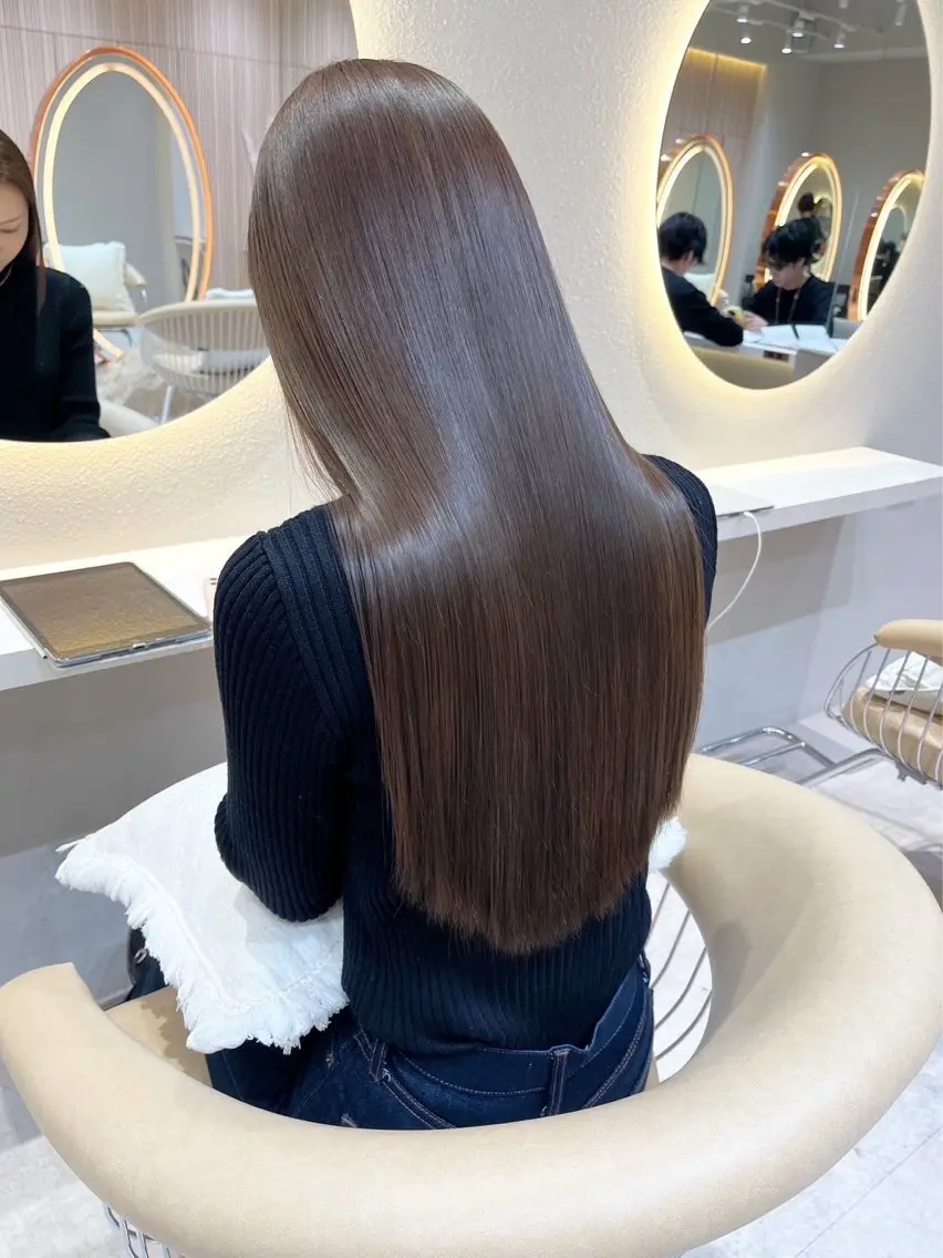 ロング カット ヘアカラー 縮毛矯正 トリートメント 浅井 寛十朗のヘアスタイル