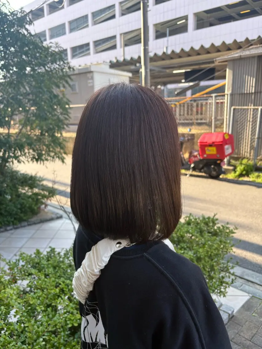 カラー ヘアカラー トリートメント しおり🍬 KOKORO🤍のヘアスタイル