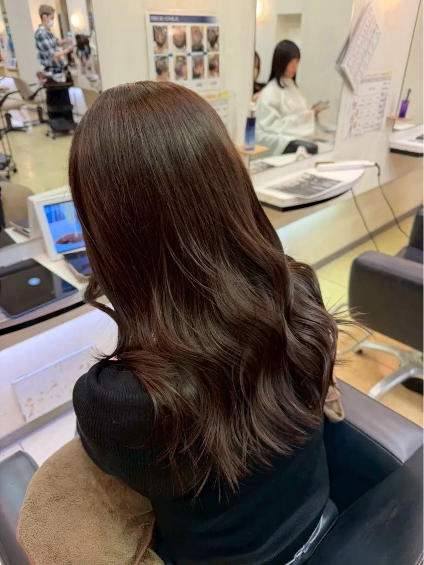 ロング ヘアカラー 🐢下田唯🧢 カラーモデル募集中！のヘアスタイル