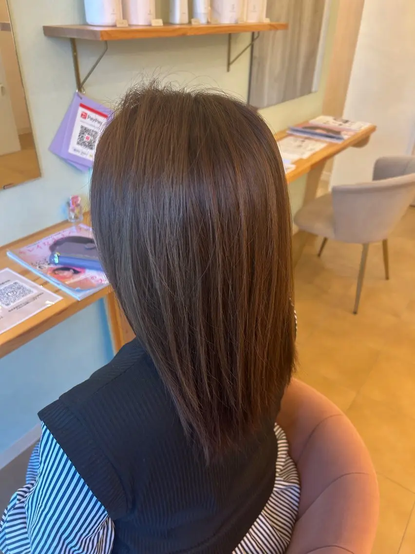 カラー ワンワールドパルク hanaのヘアスタイル