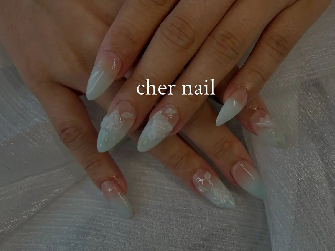 ネイル ハンドネイル cher loydのネイルデザイン