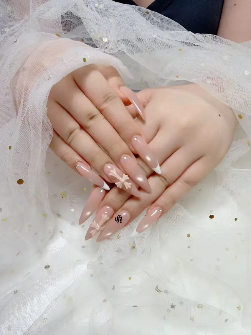 ネイル ジョリ kasumi🌹💅のネイルデザイン