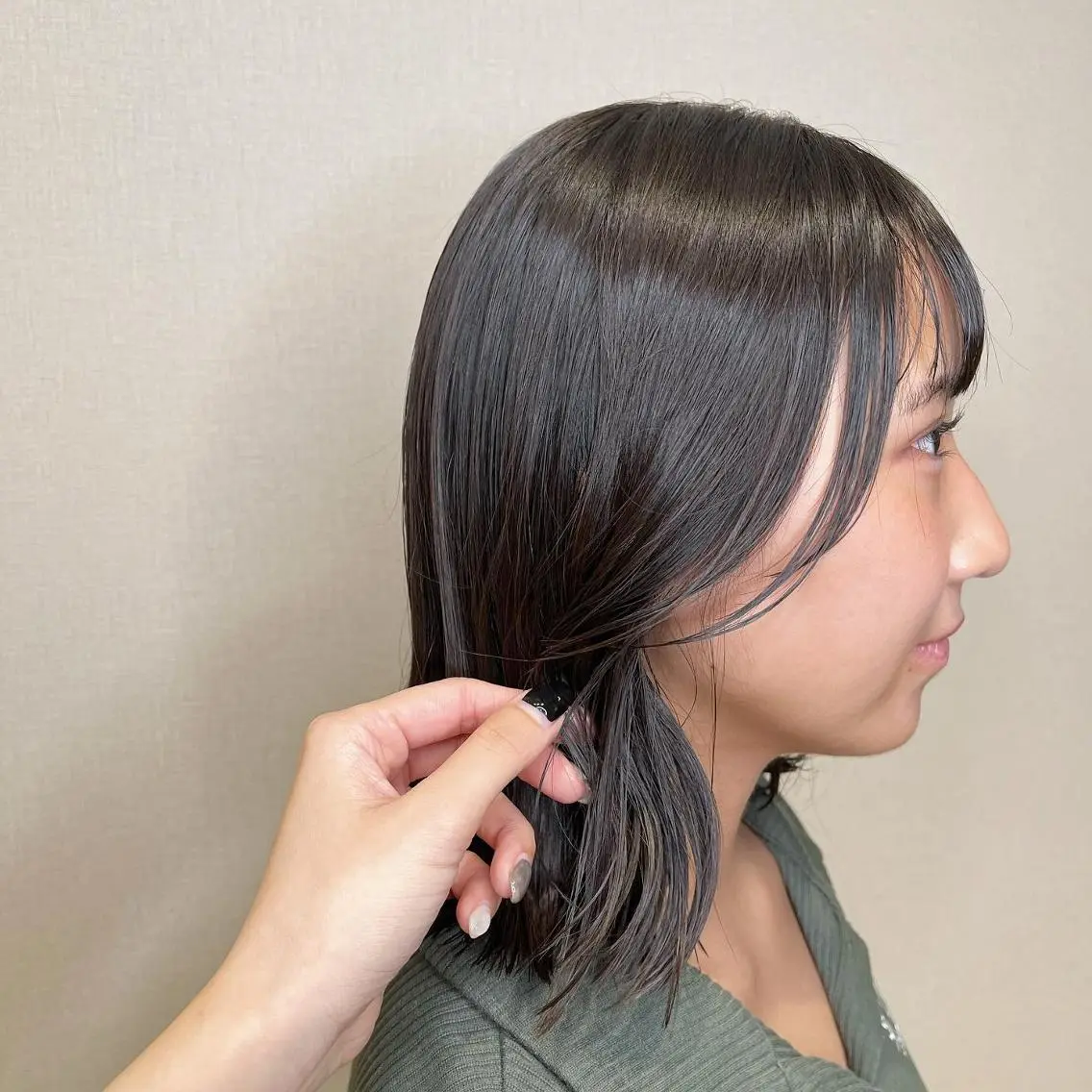 ミディアム カラー ナチュラル*艶* 蒲生四丁目*山保美月のヘアスタイル