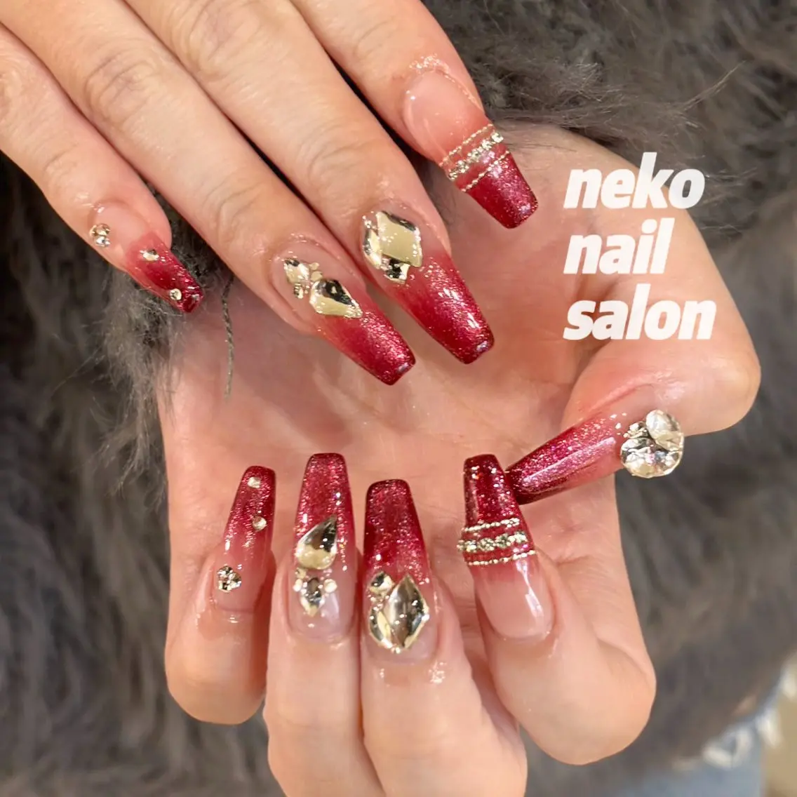 ネイル フラッシュネイル ラメ(グリッター) ラメグラデーション 持ち込み 赤色 ハンドネイル neko nailのネイルデザイン