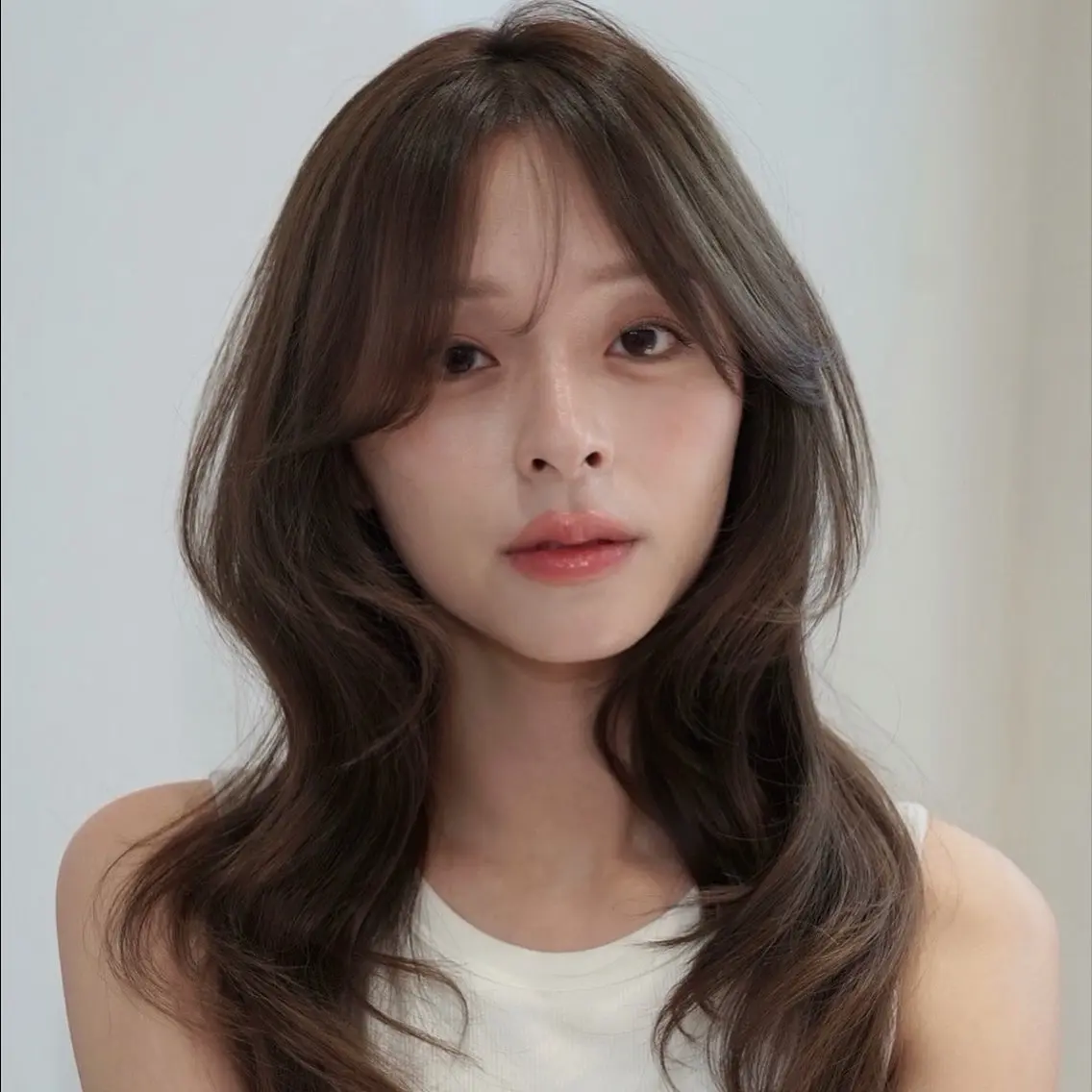 ミディアム カラー ベージュカラー ブリーチ 透明感カラー グレージュ ブリーチなしカラー カット ヘアカラー トリートメント レイヤー/ブリーチ ♥️【木坂 桃歌】のヘアスタイル