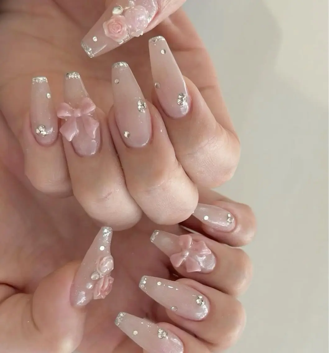 ネイル 韓国ネイル マグネットネイル 持ち込み ハンドネイル Mimi Nail_Royalのネイルデザイン