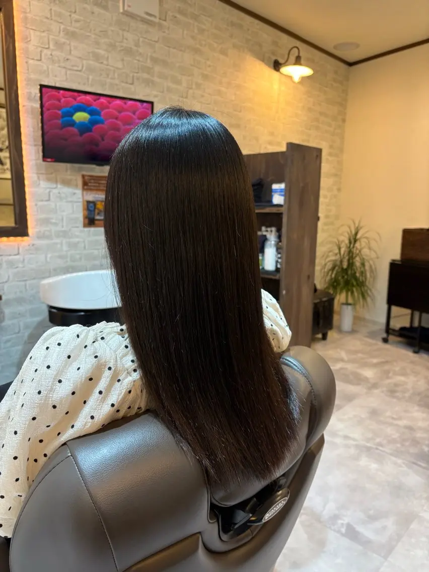 セミロング ツヤ髪専門美容師 桑原 和誠のヘアスタイル