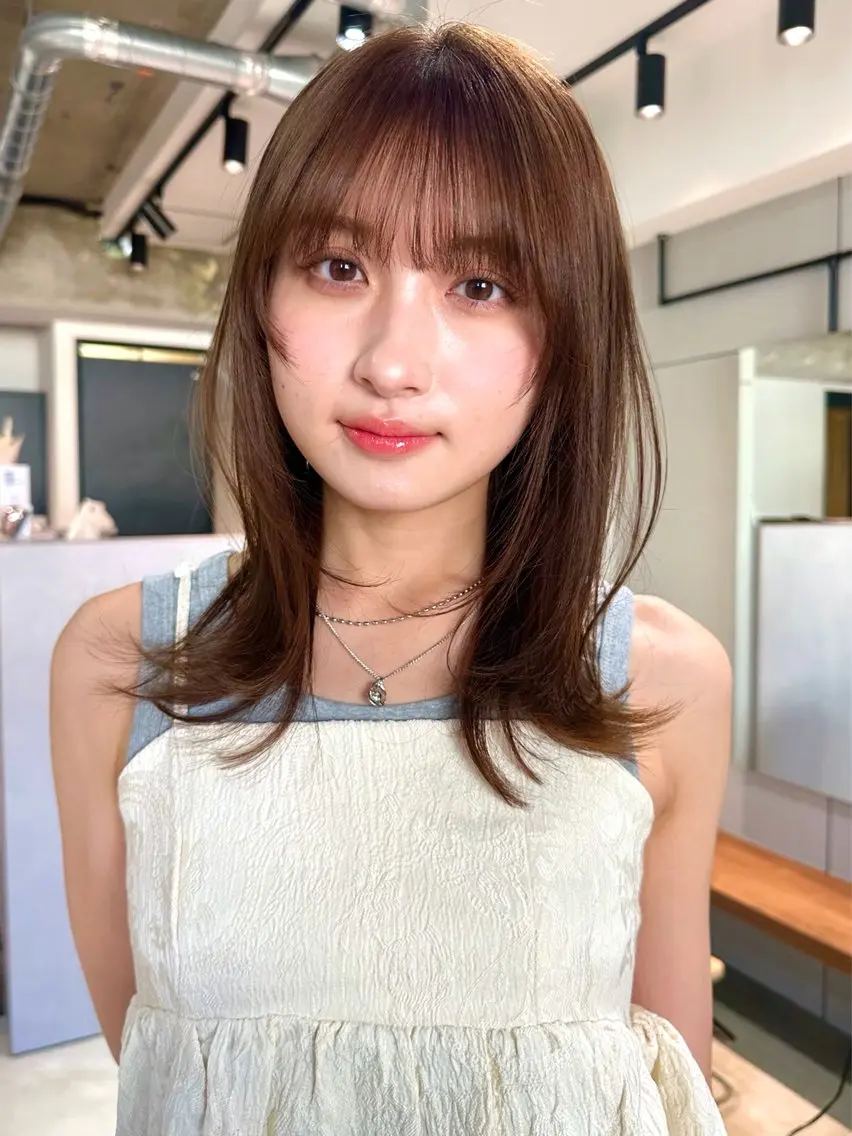 ミディアム カラー パーマ kazuki【顔周り ×レイヤーカット】のヘアスタイル