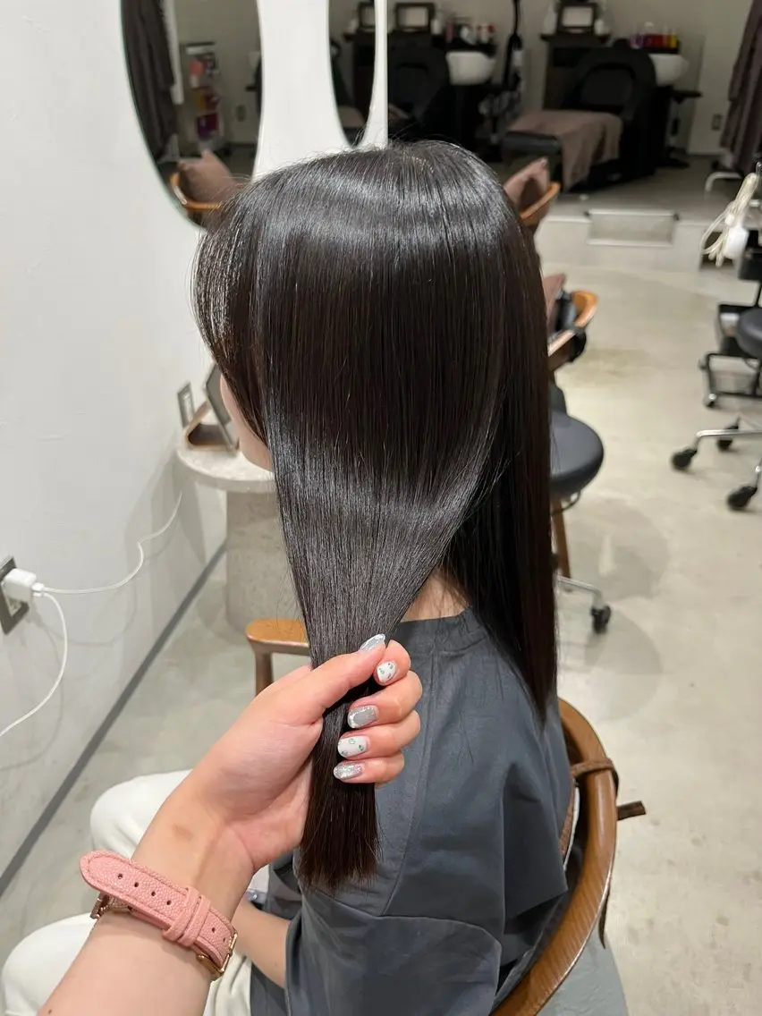 ミディアム 縮毛矯正 原口 桃歌のヘアスタイル