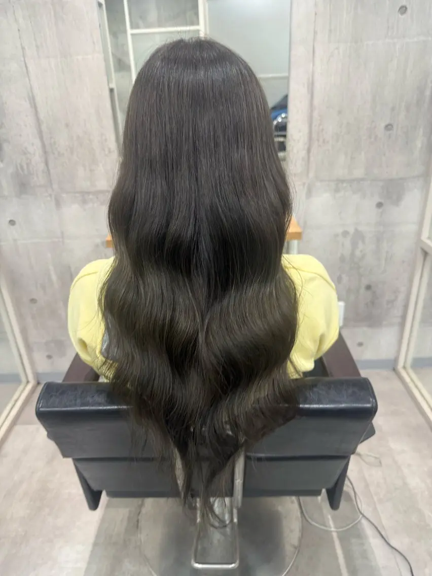 ロング カラー ヘアカラー 黒澤 佑奈のヘアスタイル