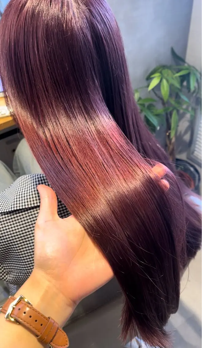 ロング カラー ブリーチ ボルドーカラー カット ヘアカラー マンツーマン美容師 🫧久保友華菜🫧のその他イメージ