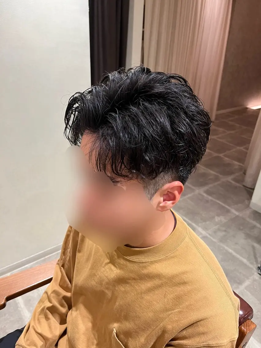 ショート パーマ メンズ メンズパーマ スパイラルパーマ カット パーマ 西川 舞彩のヘアスタイル
