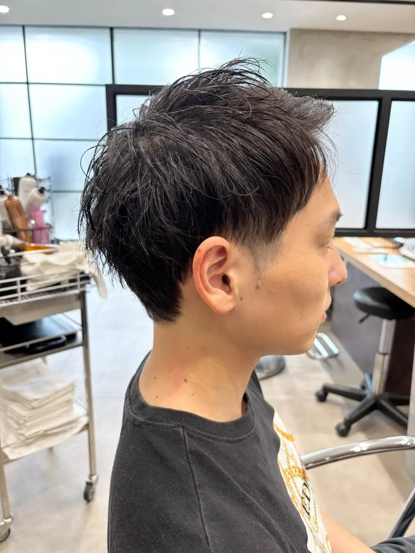 メンズ ツーブロック 刈り上げ カット 花城 沙也加のヘアスタイル