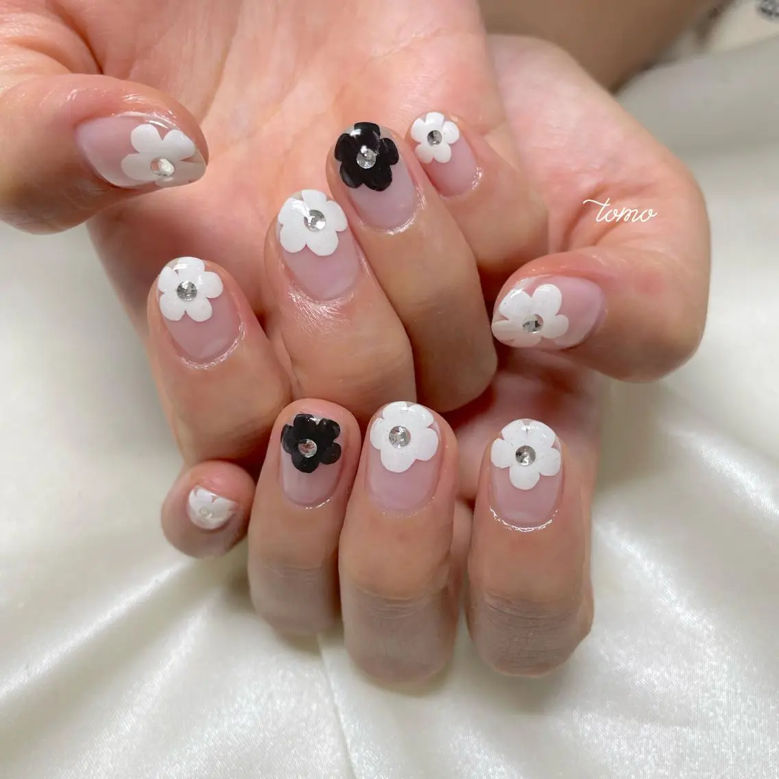 ネイル ハンドネイル nailist TOMOのネイルデザイン