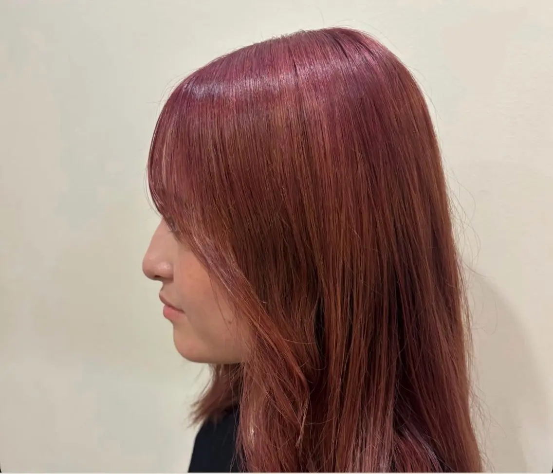 ミディアム カラー inity Enaのヘアスタイル
