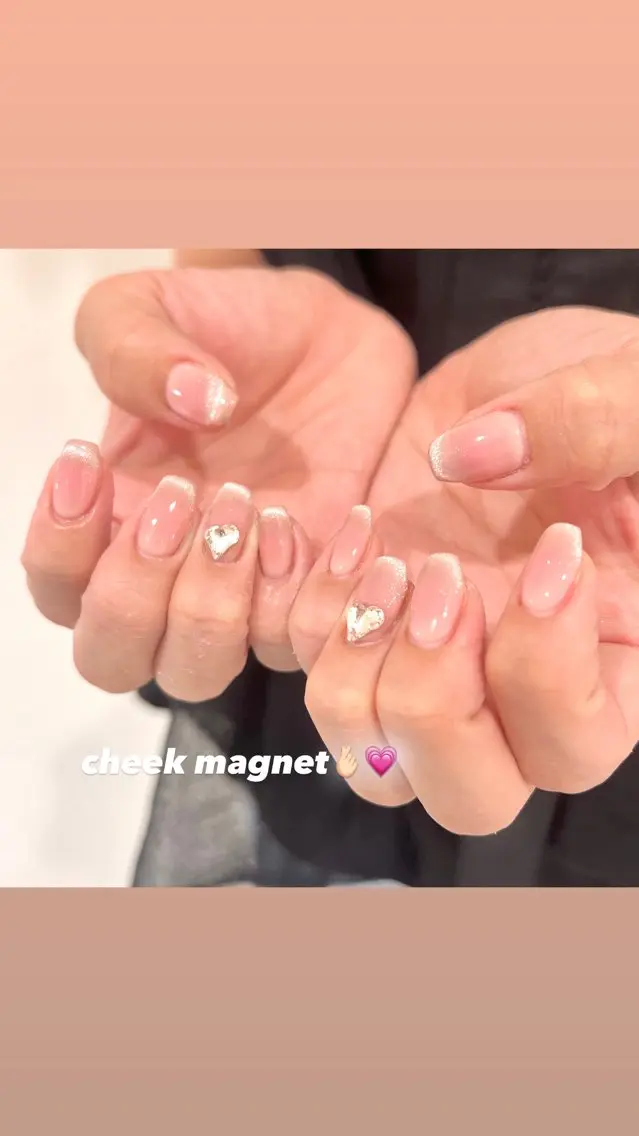 ネイル チークネイル ハート 🎀チーク/ちゅるん 🫧chisa🎀のネイルデザイン