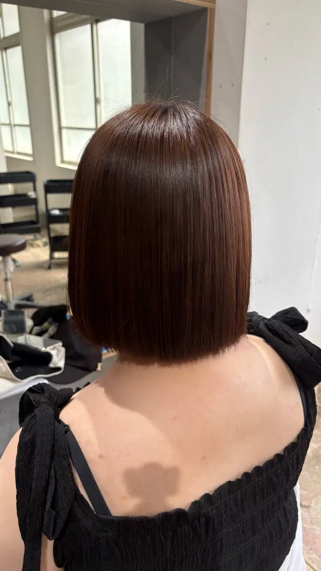 カラー ボブ カット ヘアカラー 安藤 まりのヘアスタイル