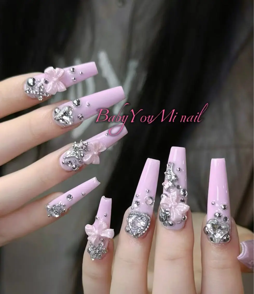 ネイル オーロラネイル フラワーネイル フットネイル フレンチネイル ジェルネイル ハンドネイル BabyYouMi nailのネイルデザイン