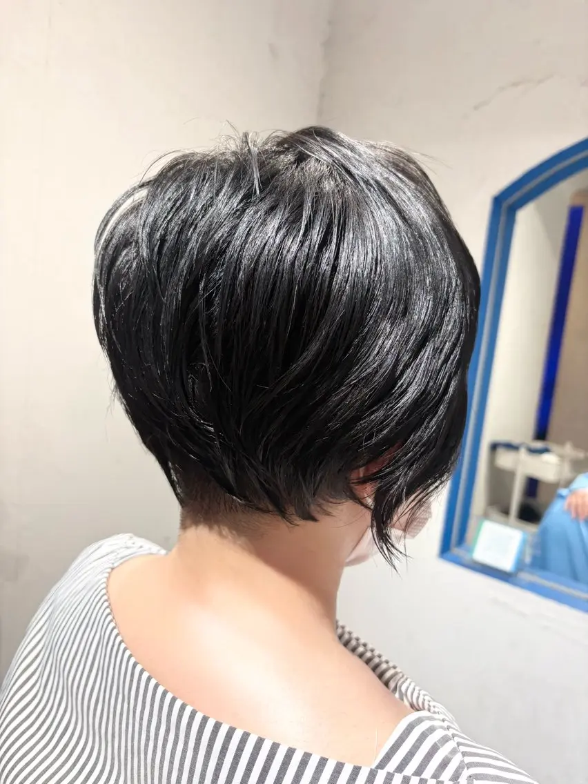 ショート レイヤーカット ショートヘア カット masumi hair&spaのヘアスタイル