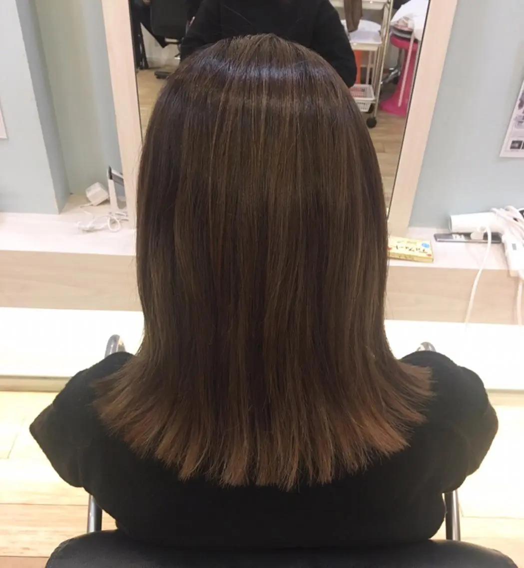 ミディアム カラー ブリーチ ハイライトカラー ハイライト カット ヘアカラー 清水 早織のヘアスタイル
