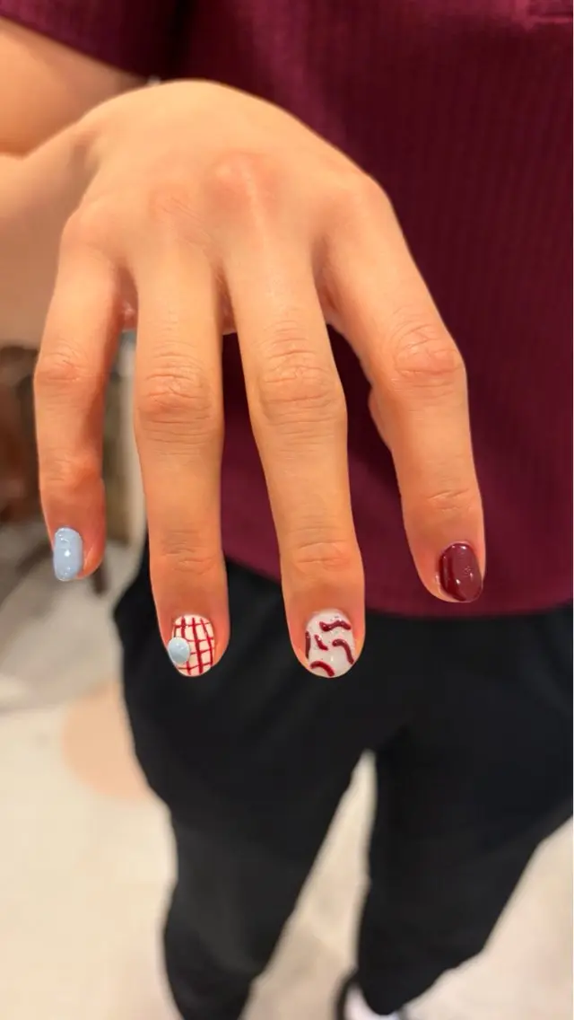 ネイル ハンドネイル ハンドケア Hi,nail minaのネイルデザイン