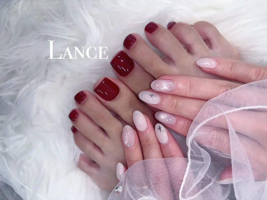 ネイル キラキラネイル 韓国ネイル ワンカラーネイル ワンホンネイル フットネイル Lance nailのネイルデザイン