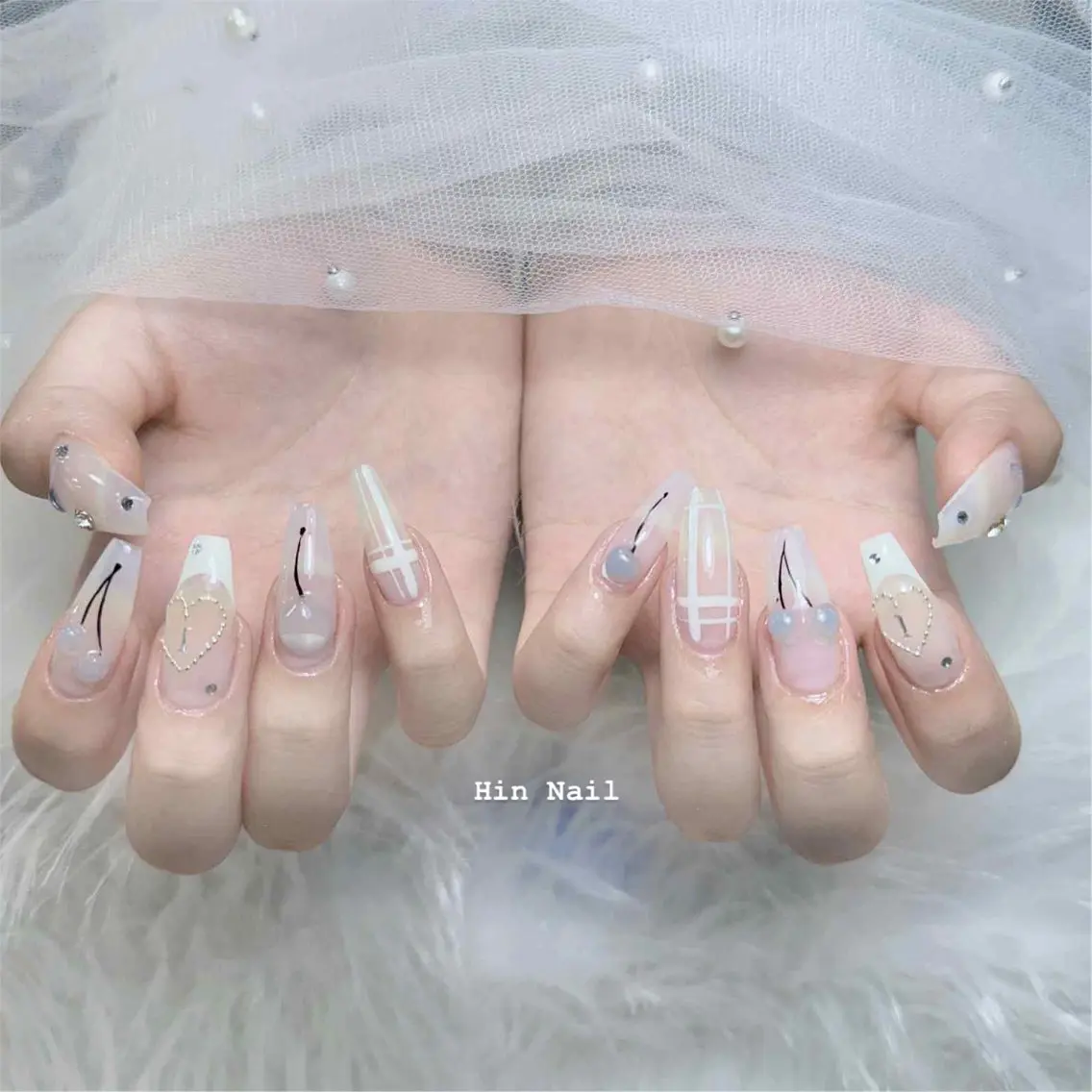 ネイル ハンドネイル HIN NAILのネイルデザイン