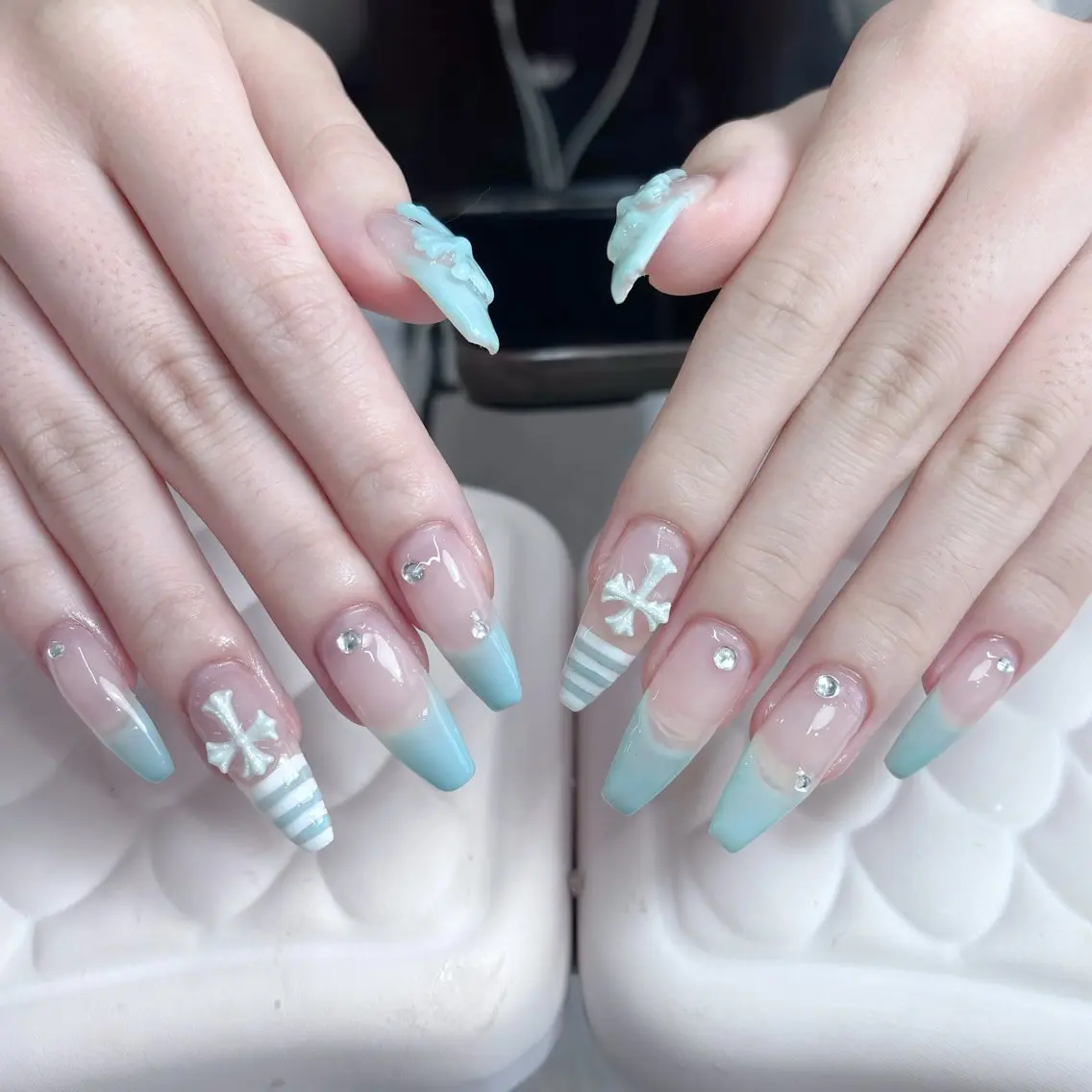 ネイル チークネイル 長さ出し フラッシュネイル ジェルネイル キラキラネイル kana nailのネイルデザイン
