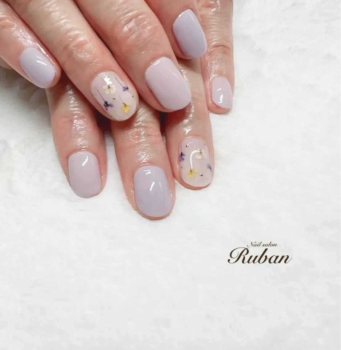 ネイル フラワーネイル ワンカラーネイル パープル シンプルネイル Nail salon Rubanのネイルデザイン