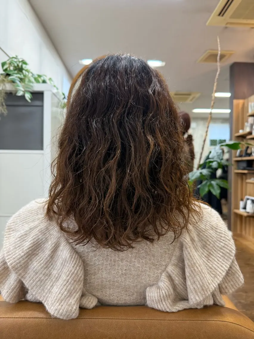 セミロング セミロングパーマ 市川 舞のヘアスタイル