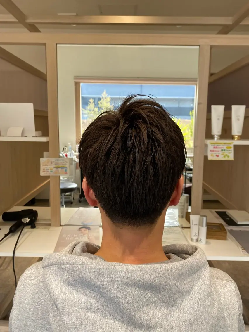 メンズ KURUMU 越後匡貴のヘアスタイル
