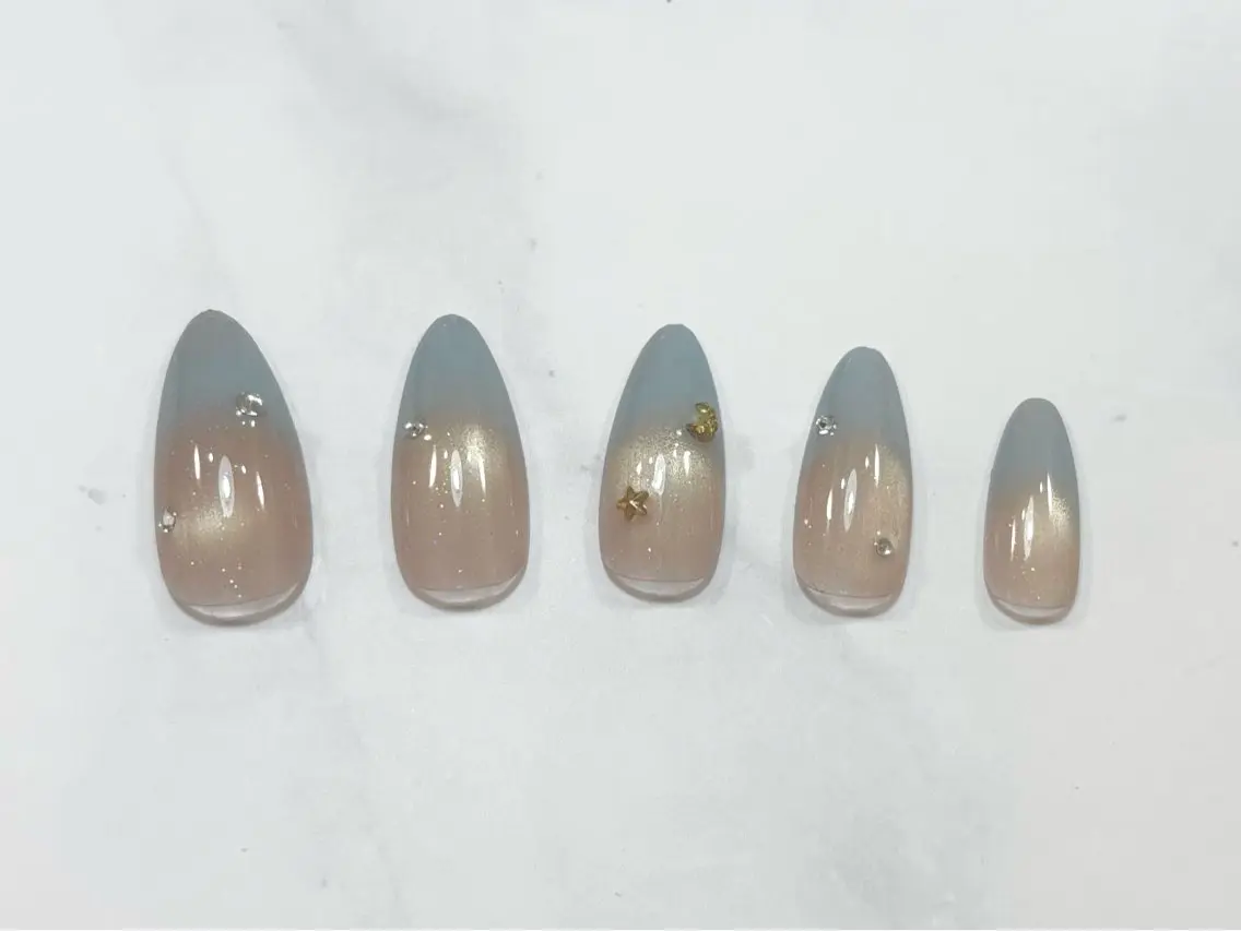 ネイル ハンドネイル 💎TIARA moeのネイルデザイン