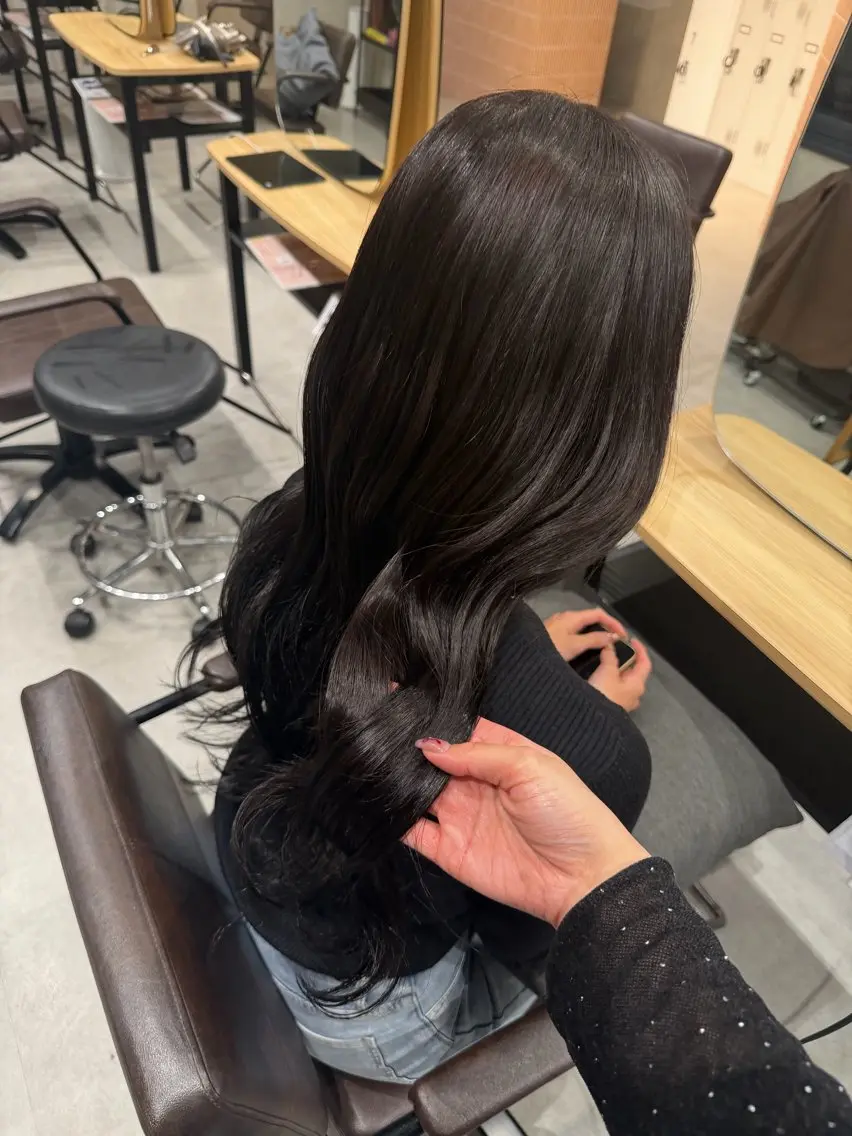 カラー ヘアカラー トリートメント Sakura / Fier umedaのヘアスタイル
