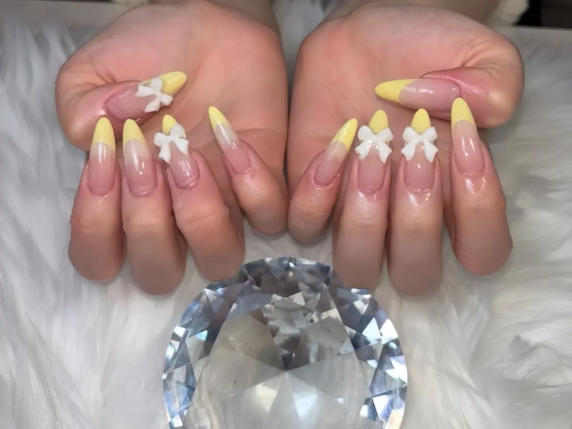 ネイル アートネイル 長さ出し ガーリー 韓国ネイル 持ち込み Rin Nail 新大久保店のネイルデザイン