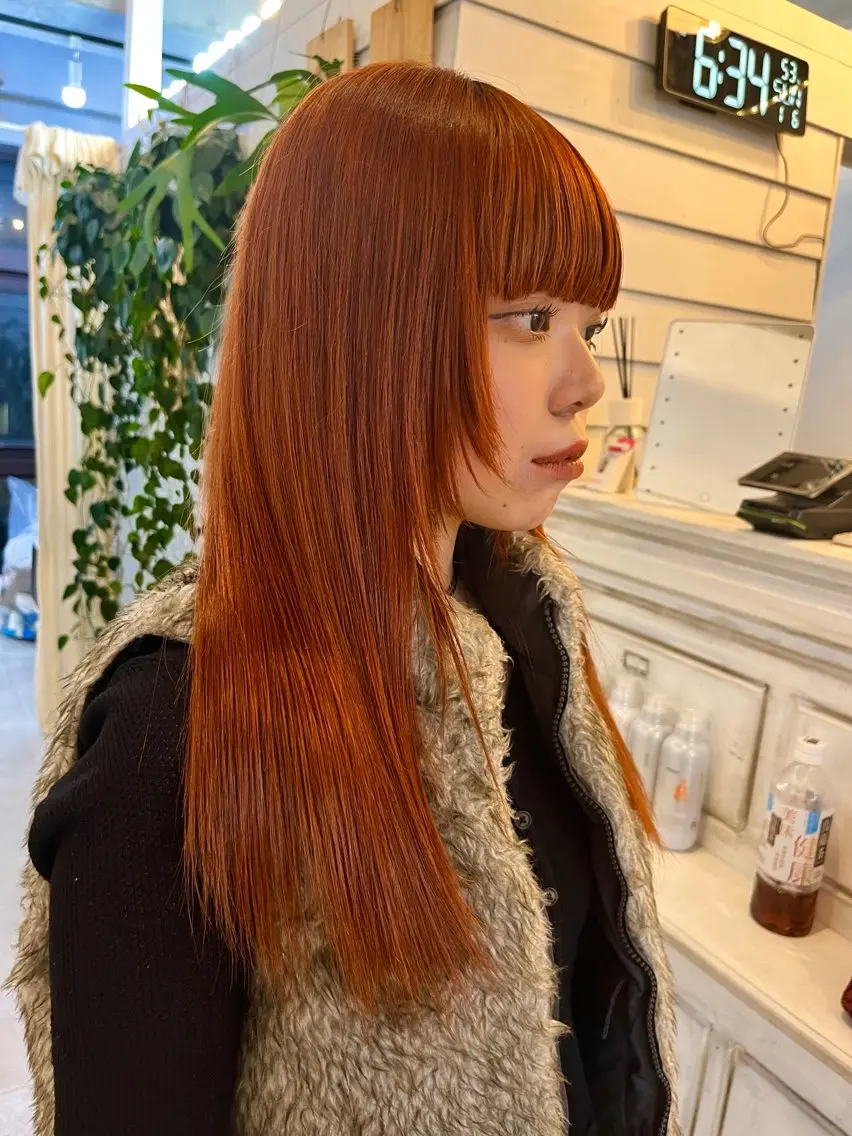 セミロング カラー オレンジ カット ヘアカラー トリートメント GiseL 博多筑紫口店のヘアスタイル
