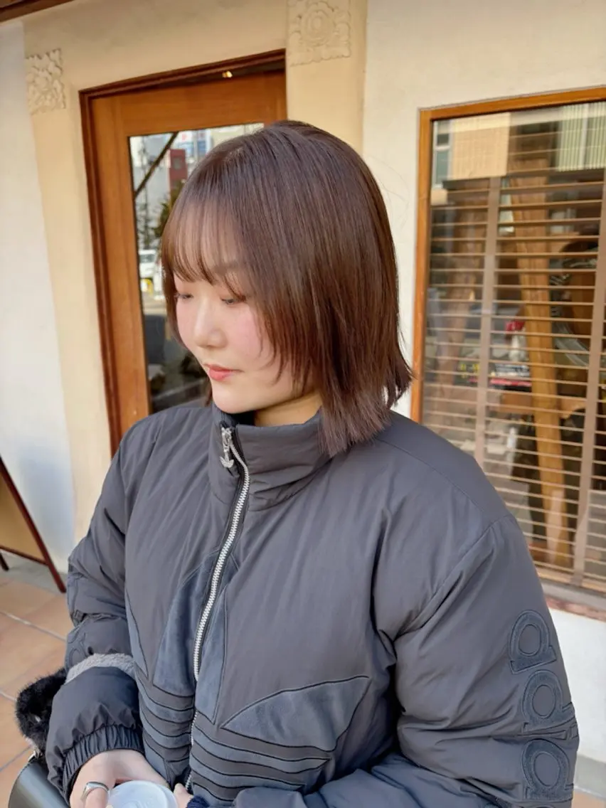 ミディアム カット ヘアカラー トリートメント ヘッドスパ putri店長 和田鈴采のヘアスタイル