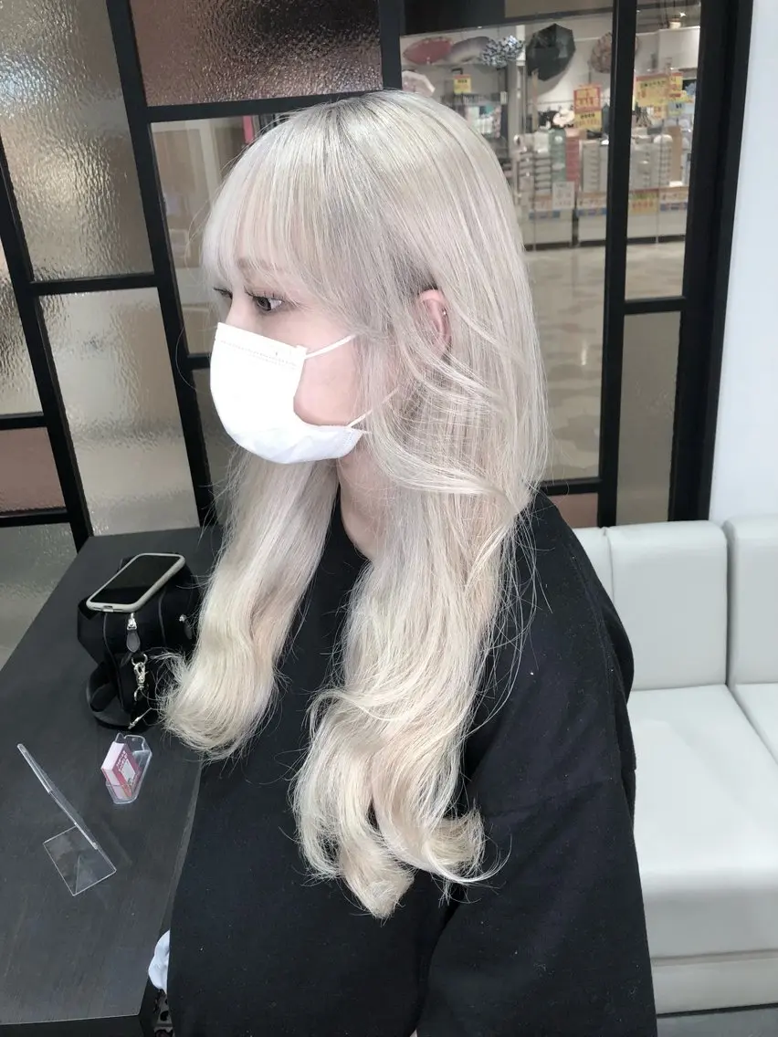 ロング カラー カット ヘアカラー LOOP hairのヘアスタイル