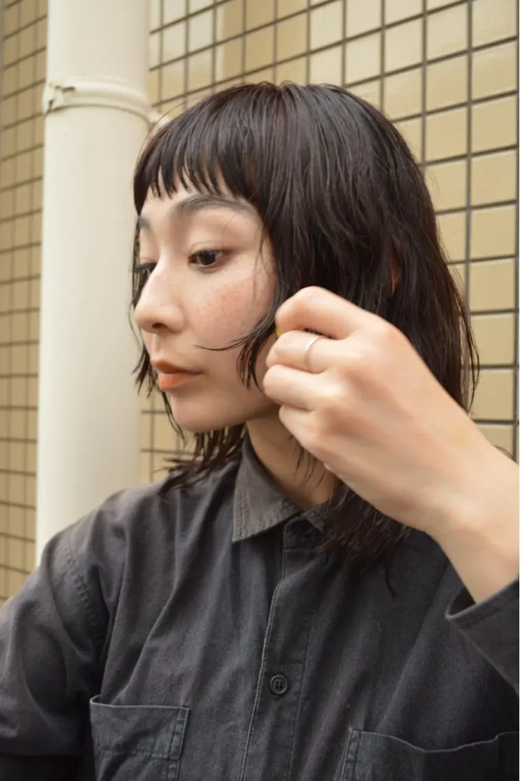 ミディアム オン眉 カット ヘアカラー kai🐇透明感 カラー/レイヤーのヘアスタイル