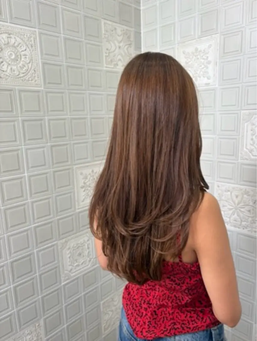 ロング カット ヘアカラー 縮毛矯正 トリートメント ✂️レイヤーカット 髪質改善枝松　凌✂️のヘアスタイル