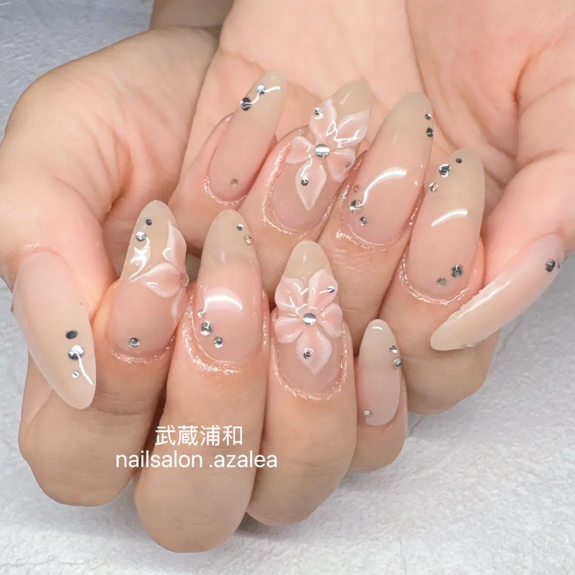 ネイル ハンドネイル R inのネイルデザイン