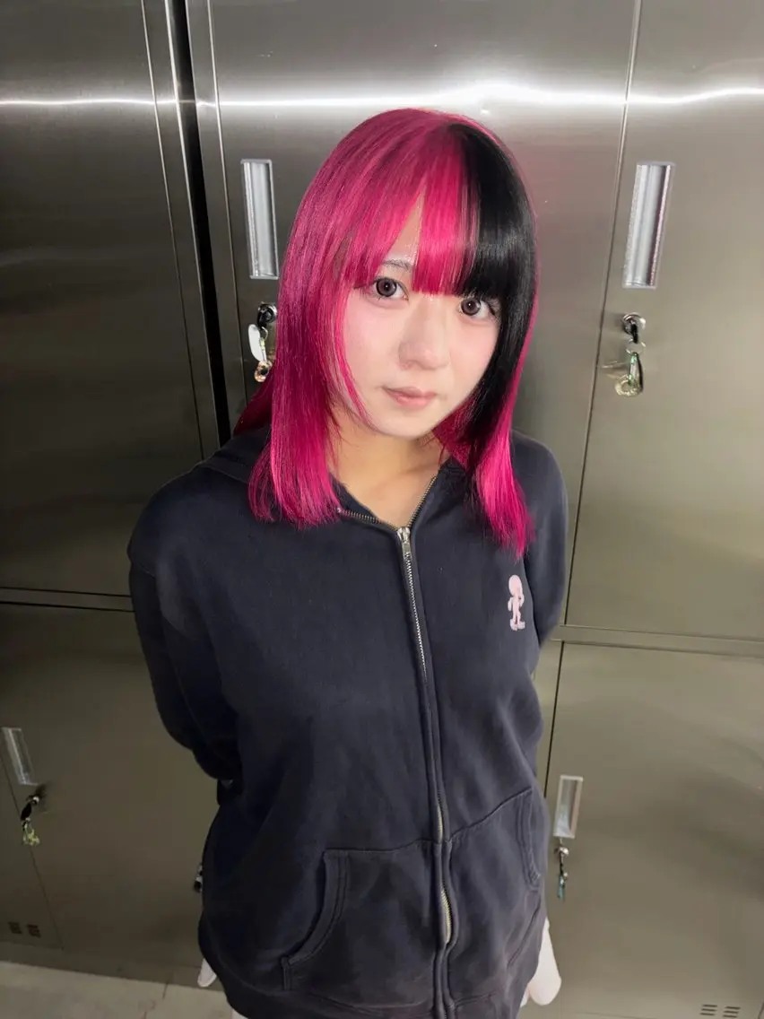 カラー める 名古屋ハイトーンのヘアスタイル