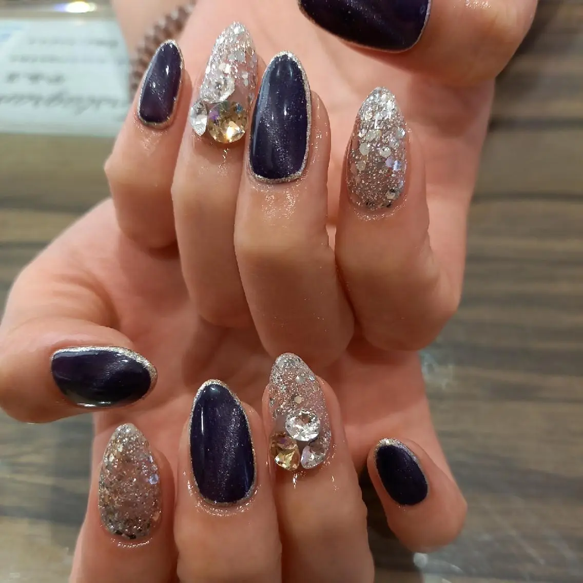 ネイル ストーンネイル ハンドネイル Progress Nailのネイルデザイン