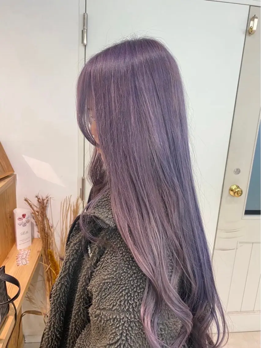 カラー tetote ミコのヘアスタイル